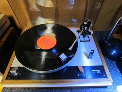 THORENS TD160 TURNTABLE