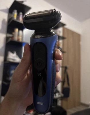 Braun Series 6 61-B1500s Rasoir Electrique Rechargeable pour Homme - Bleu/Noir - Photo 1/4