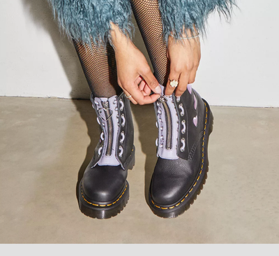 Dr. Martens ❤️ 1460 ZIP HEART VIRGINIA SATIN LUX MSRP$240 Unique