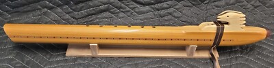 02 Native American Flute western cedar key of Low B  sounds great