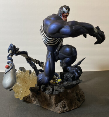 Venom statue Marvel Gallery Diamond Select Toys 23 cm - Kingdom Figurine