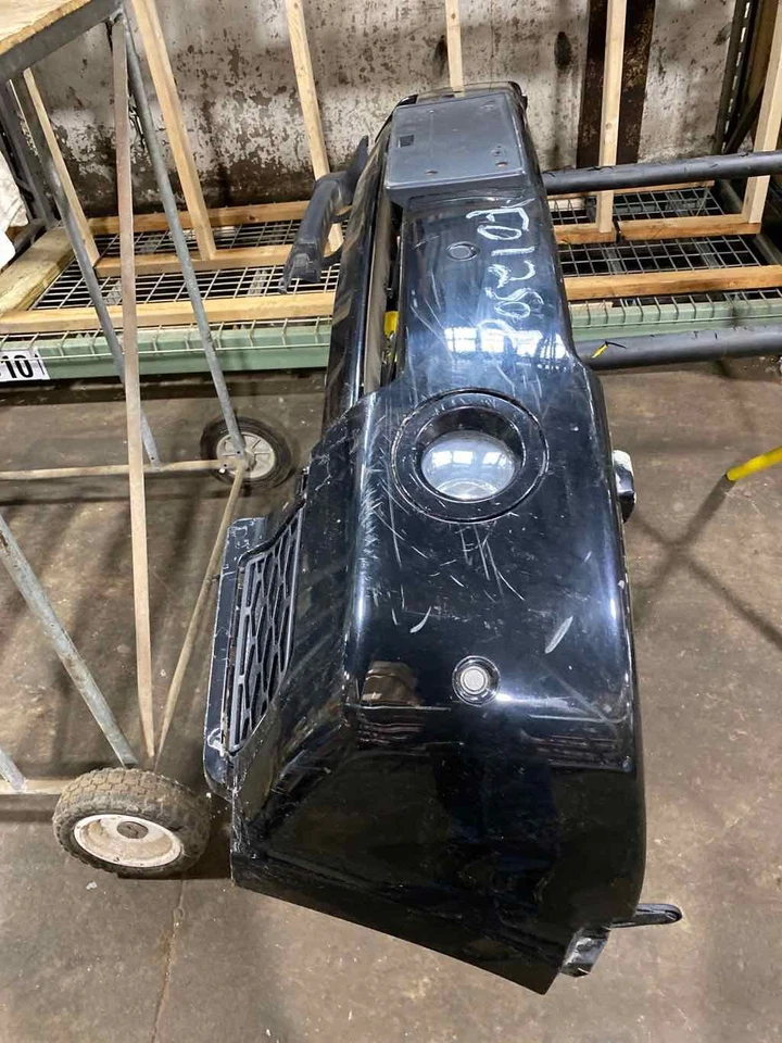 Used Front Bumper Assembly Front fits: 2006 Land rover Range rover fog lamps was Foto 3 de 4