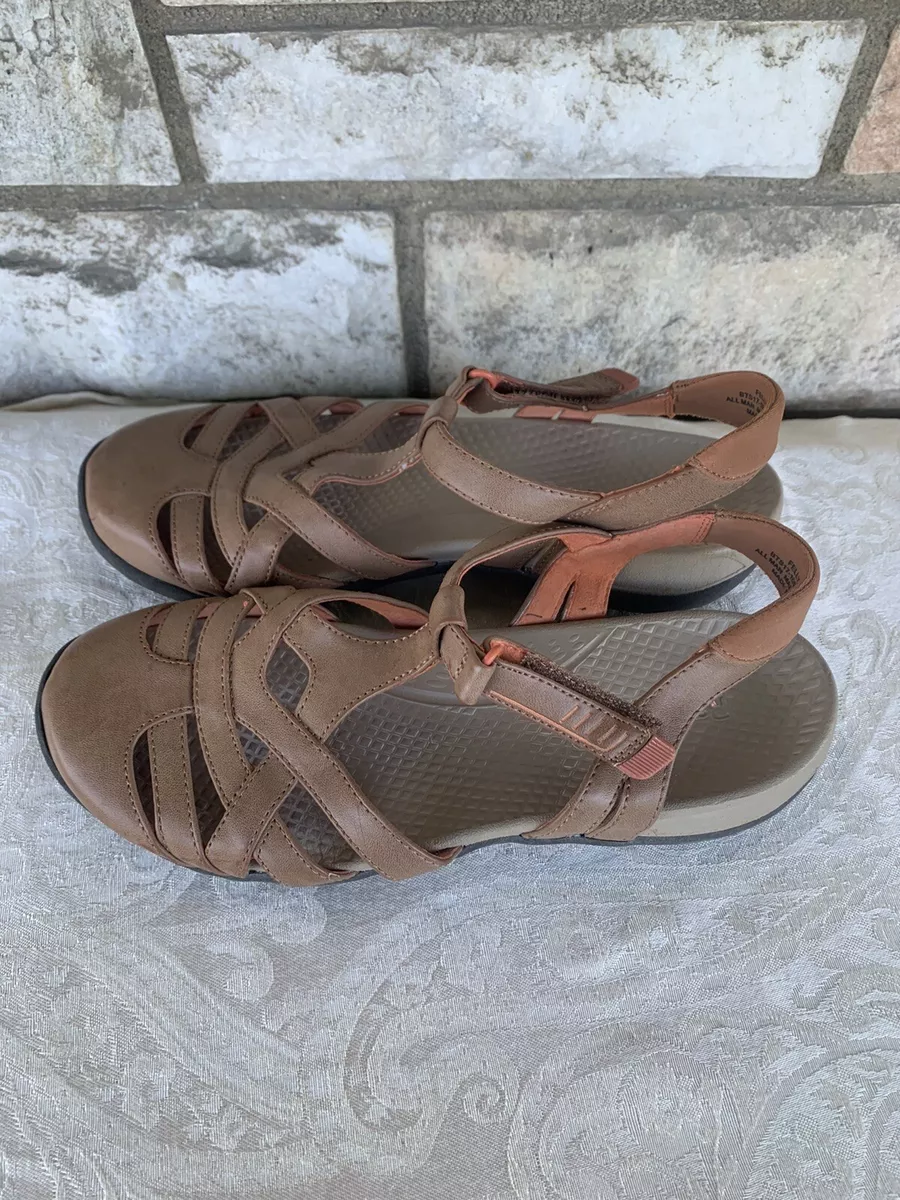 flat comfort sandal