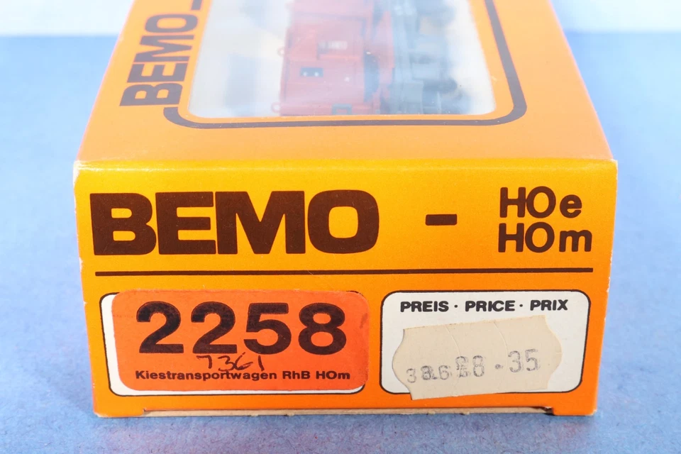Bemo HOe - HOm 1:87 Scale / 9mm Narrow Gauge RhB Dual Container Car 2258 - Image 4 of 4