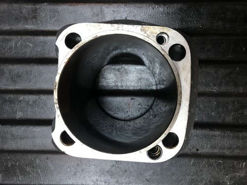Harley Davidson Road King 1450 Twin Cam rear Cylinder Barrel 16593-99 - Picture 5 of 6