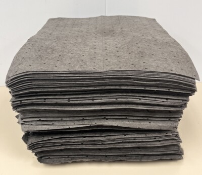 Universal ABSORBENT PADS,Light Weight Sheets - 200 Count Meltblown GDM200