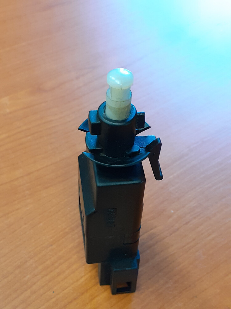 Genuine MercedesBenz E W211 Parking Brake Control Switch 0015454009 eBay