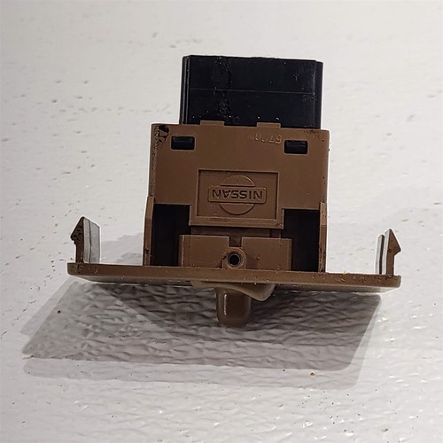 1996 Nissan 300ZX Power Mirror Switch AA6913 - Picture 4 of 7