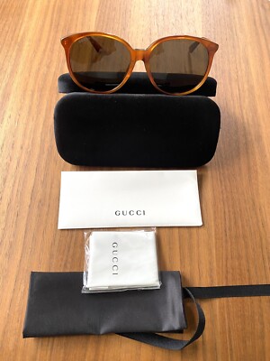GUCCI SHADES comes with Dust bag and Sunglass Box Black Framed Sunglasses and Jewelries on a Gucci Dust Bag  main image 4