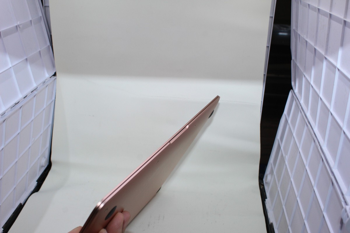Apple MacBook Air 13.3 Apple MacBook Air 13.3