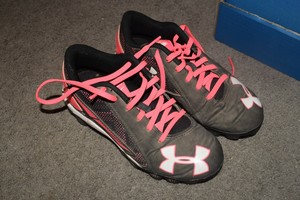 youth girls baseball cleats
