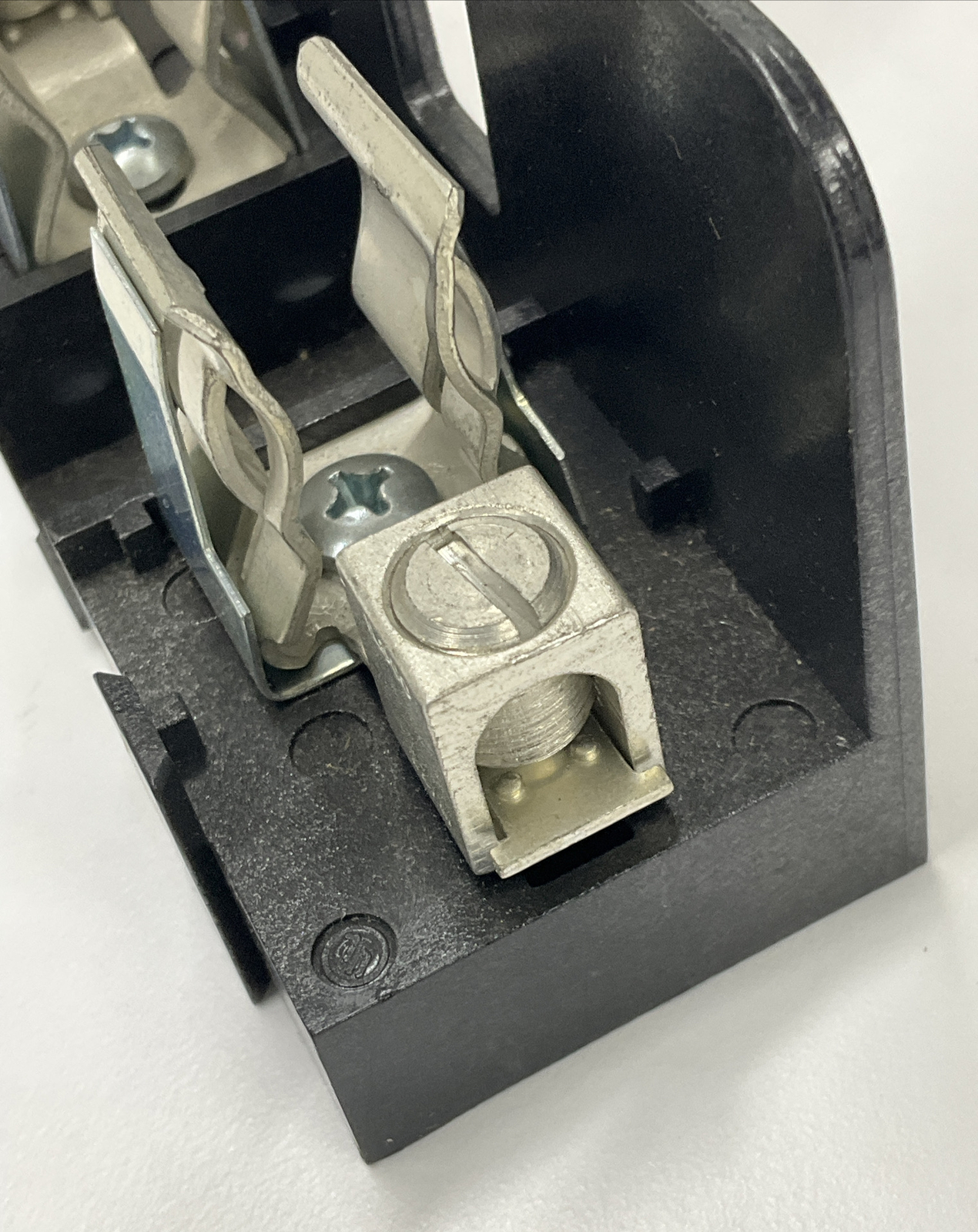 Gould Shawmut 60305J New Adder Fuse Block for Class J Fuses, 600V 