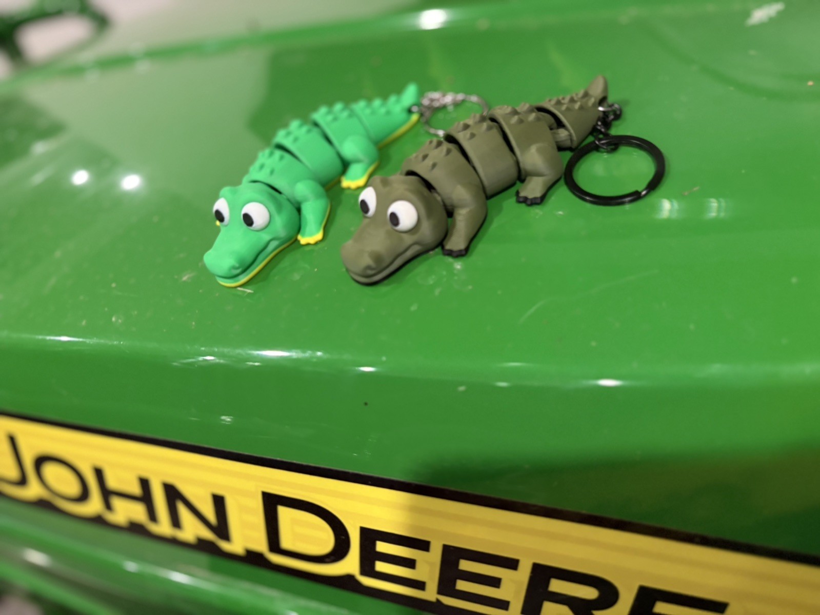 John Deere Trail Gator Keychain 4x6 2x4