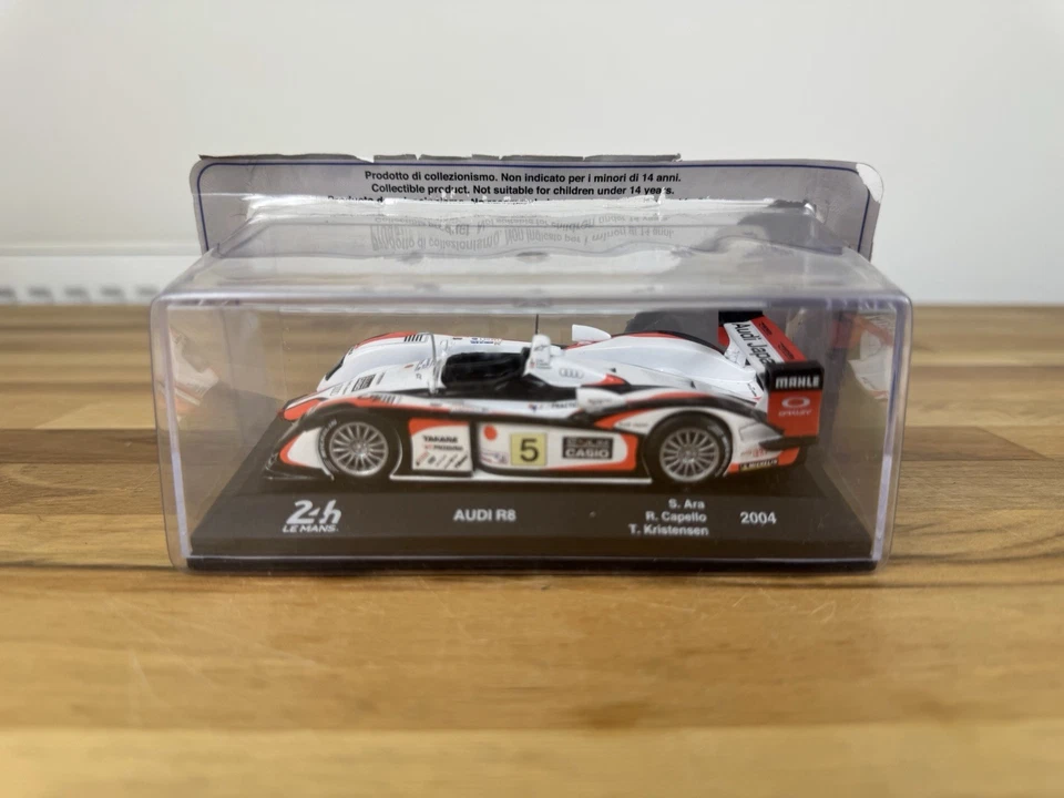 Coche modelo ganador IXO 1:43 Audi R8 #5 Le Mans 2004 con vitrina y blister Foto 2 de 4