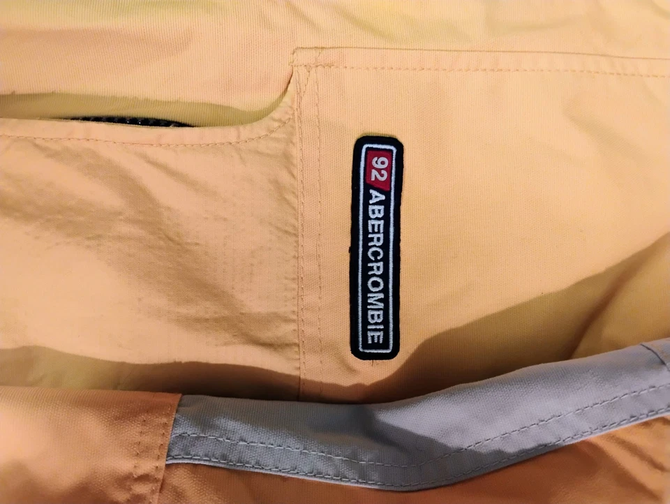 Chaqueta de Invierno Abercrombie & Fitch A92 Amarilla Esquí Snowboard Talla Med Usada Foto 2 de 4