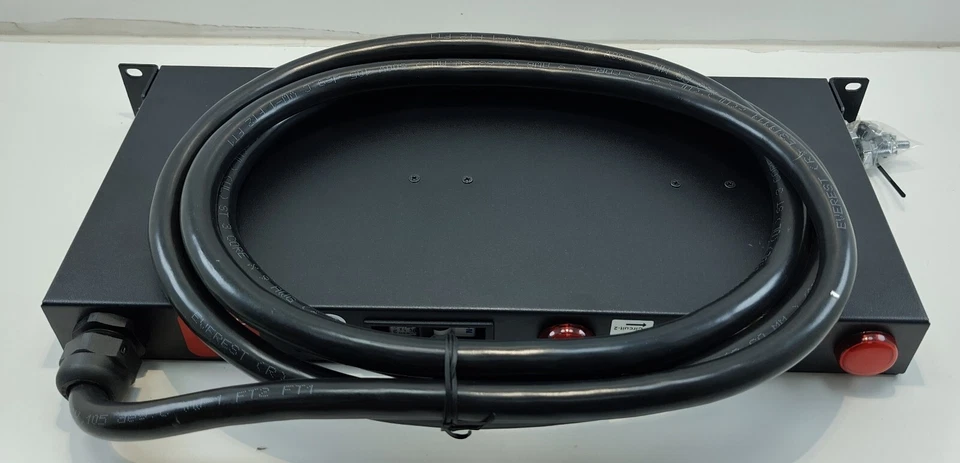 NETRACK HM-PDU-6 Server IT Rack Mount Power Distribution PDU-H-1-IEC-F12-X4-Y2-Z - Image 3 of 4