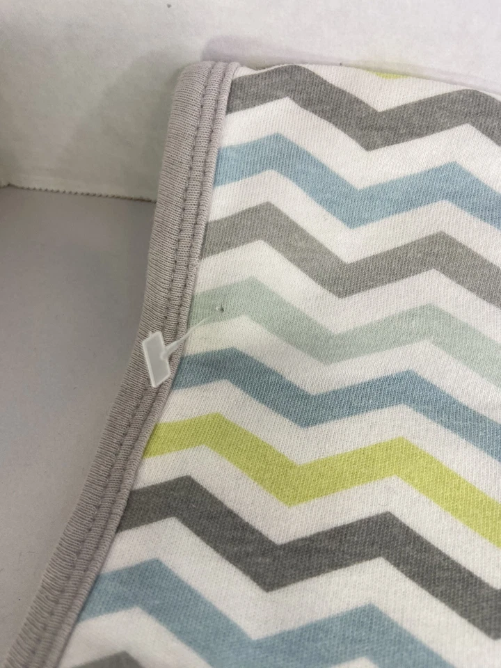 Manta bebé Skip Hop rayas zig zag doble cara algodón 2014 Foto 4 de 4