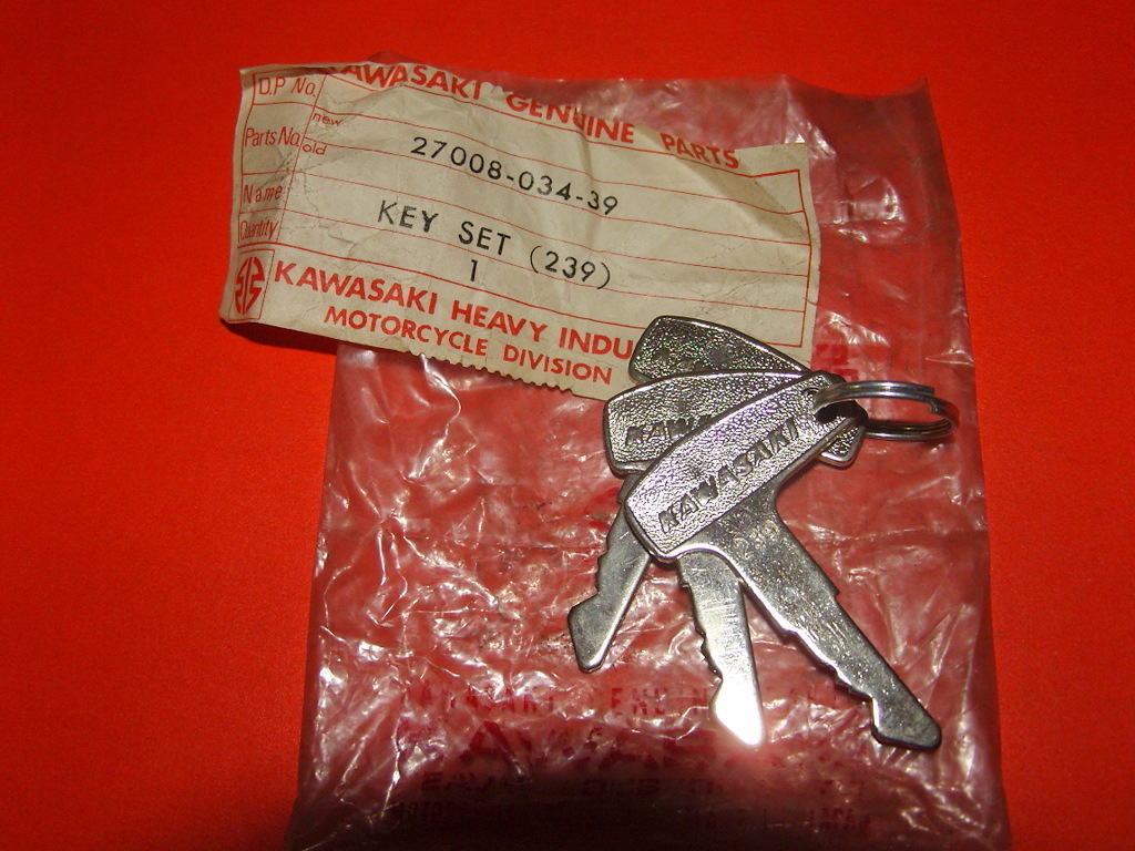 Vintage Kawasaki OEM Factory Pre Cut Key Set # 239 1970 F5 1971 F8