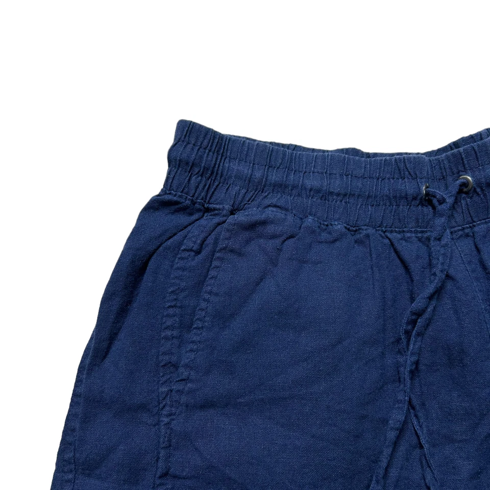 Pantalones cortos Gap de mezcla de lino para mujer talla pequeña azul marino con cordón Foto 4 de 4