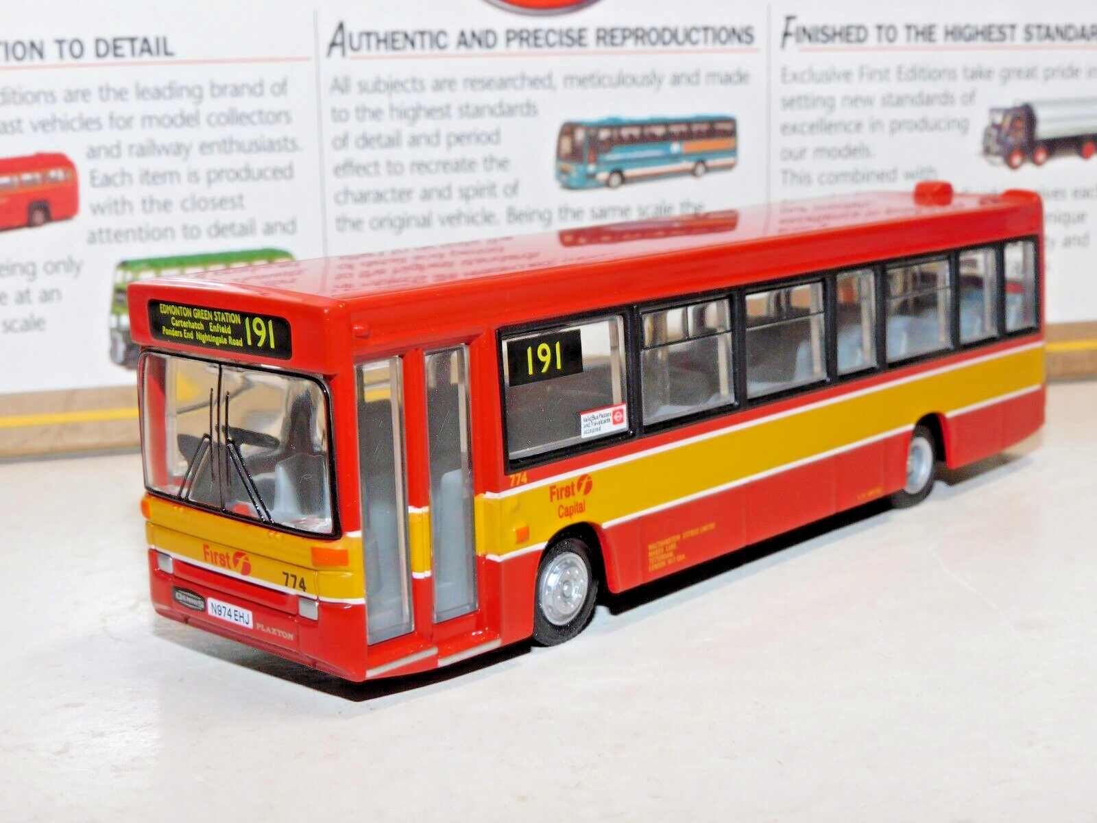 EFE PLAXTON POINTER DART BUS FIRST CAPITAL ROUTE 191 1/76 20630