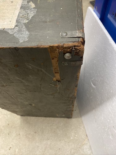 U.S. Army Foot Locker Texas Trunk Co. 32" W by 16" D by 13" H With Tray AT-03 - Picture 8 of 14