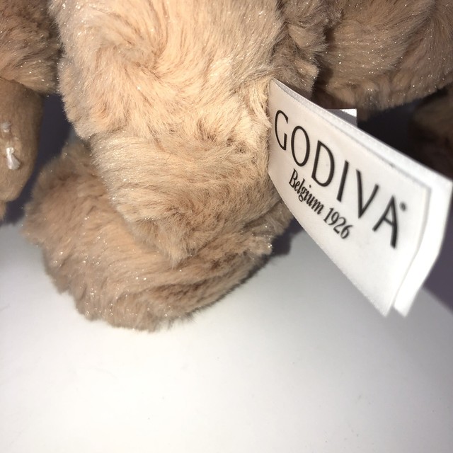 2017 Godiva Chocolate Teddy Bear 9” Plush Valentines Day Anniversary
