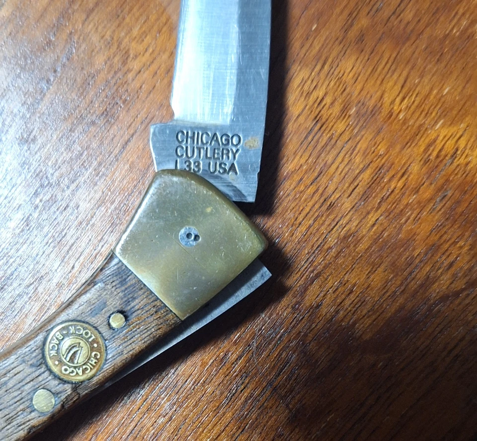 Vintage Chicago Cutlery L33 Flat Blade Lockback Walnut Handle Knife USA - Image 2 of 4