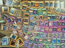 Environ 570 Ancienne Carte Yu-gi-oh