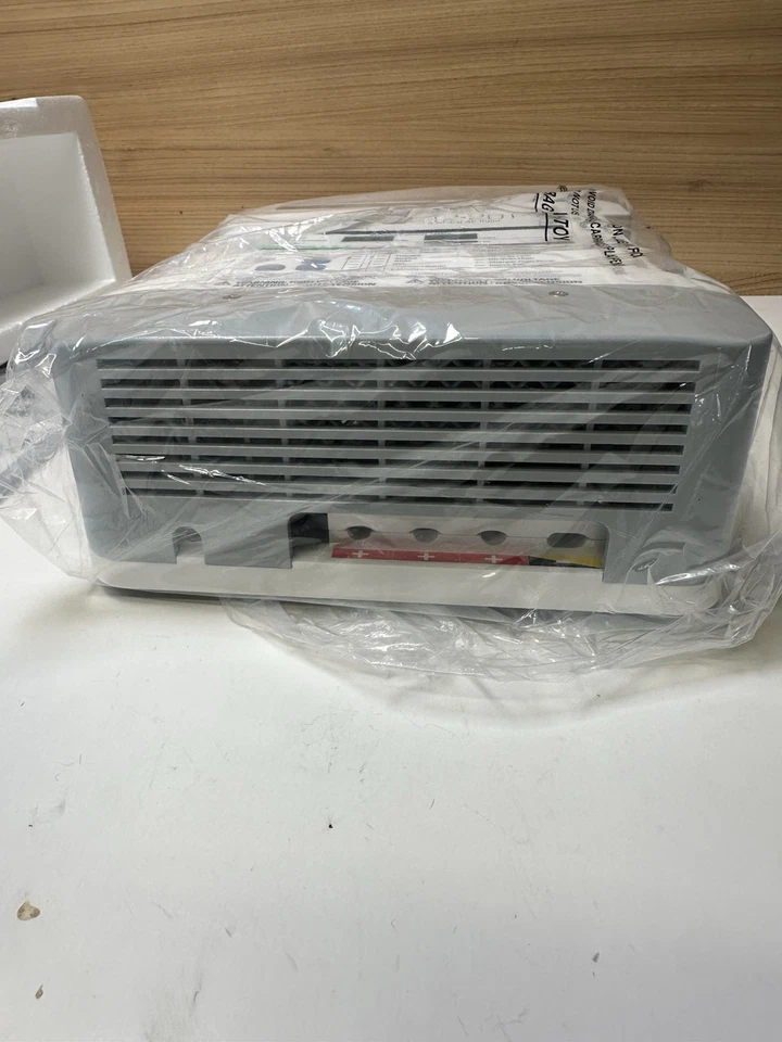 ProMariner 63120 ProNautic 1220P Digital Performance Marine Battery Charger 12v - Image 4 of 4