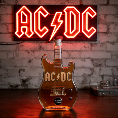 Electric Guitar Whiskey Decanter   Rock Music Liquor Bottle, Guitar Bar Decor