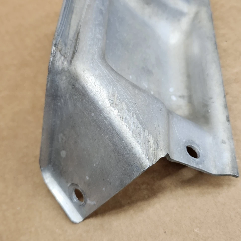 PAR de capas protetoras de mola de suspensão dianteira 84-94 C4 Corvette - Imagem 4 de 4