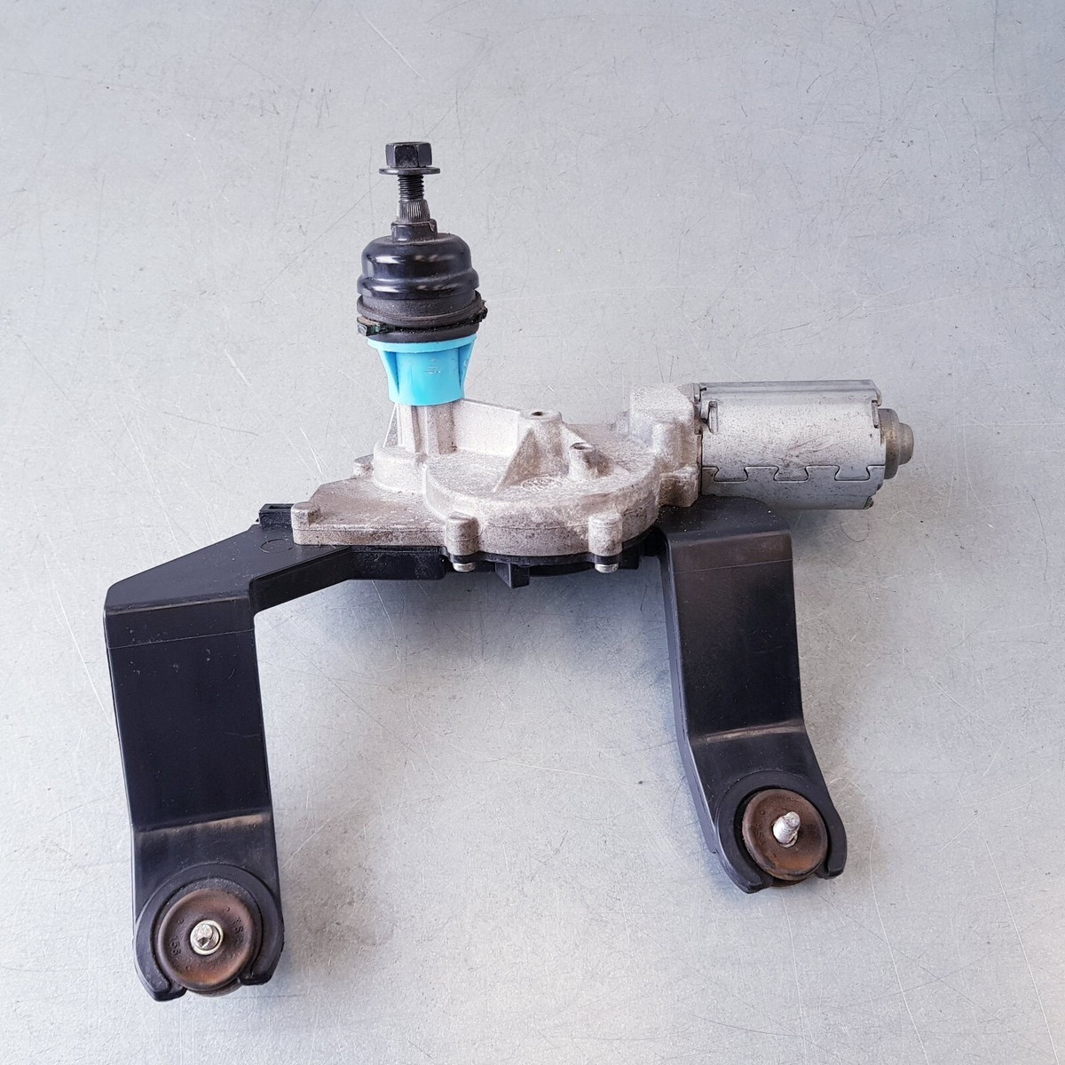Genuine 987001F002 Rear Wiper Motor & Linkage Assy for Kia Sportage 2005-2010