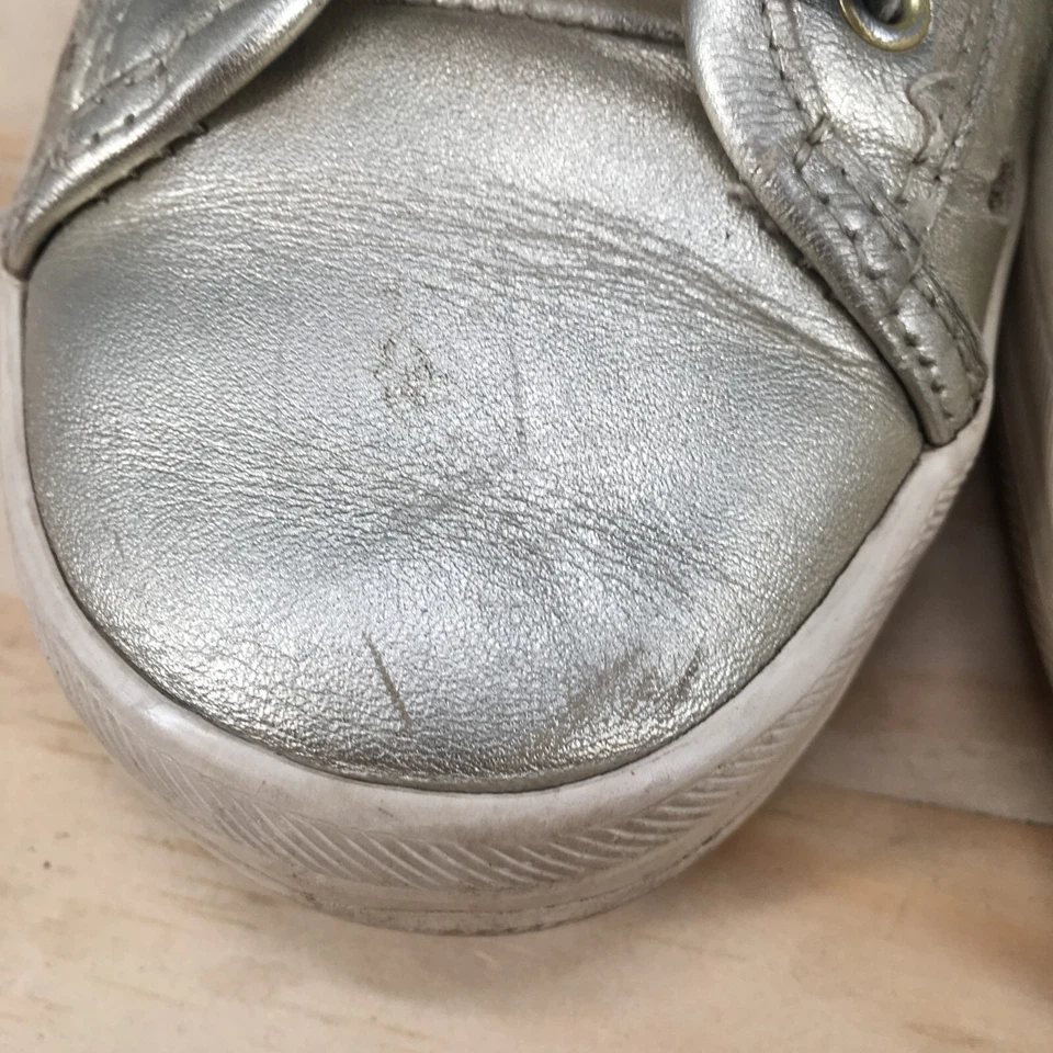 Zapatos Keds Mujer 8 Kickstart Tenis Dorado Corazón Perf Cuero Con Cordones WH63079 Foto 3 de 4