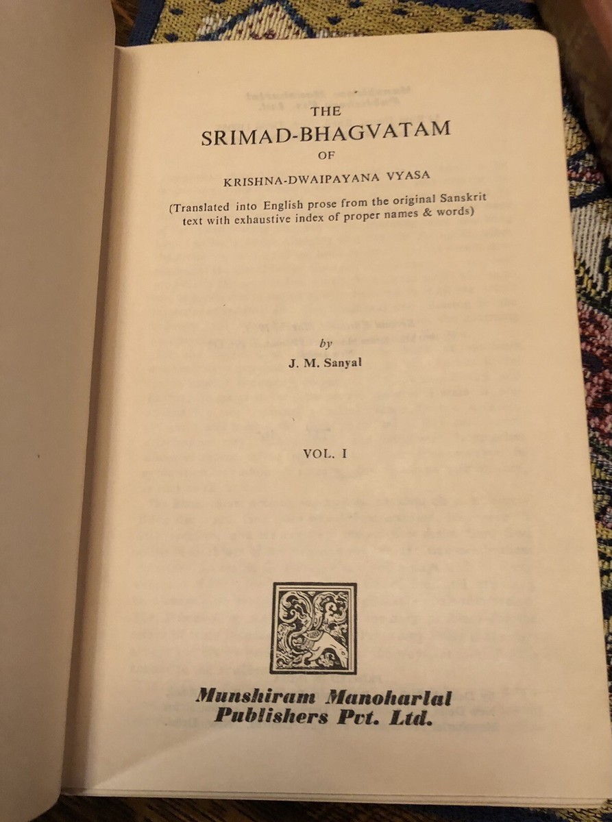洋書 Srimad Bhagavatam Amazon.com: Srimad Bhagavatam: A Comprehensive Guide for
