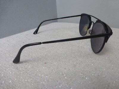 Quay Chrisspy Gemini Sunglasses Pink Tinted Black Rims  display picture 3
