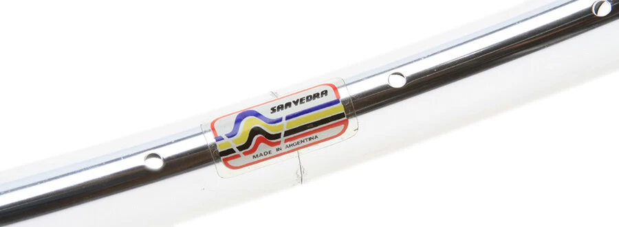 Par de aros aerodinâmicos Saavedra AllTerrain 26" MTB 28h disco prata polida NOVO - Imagem 4 de 4