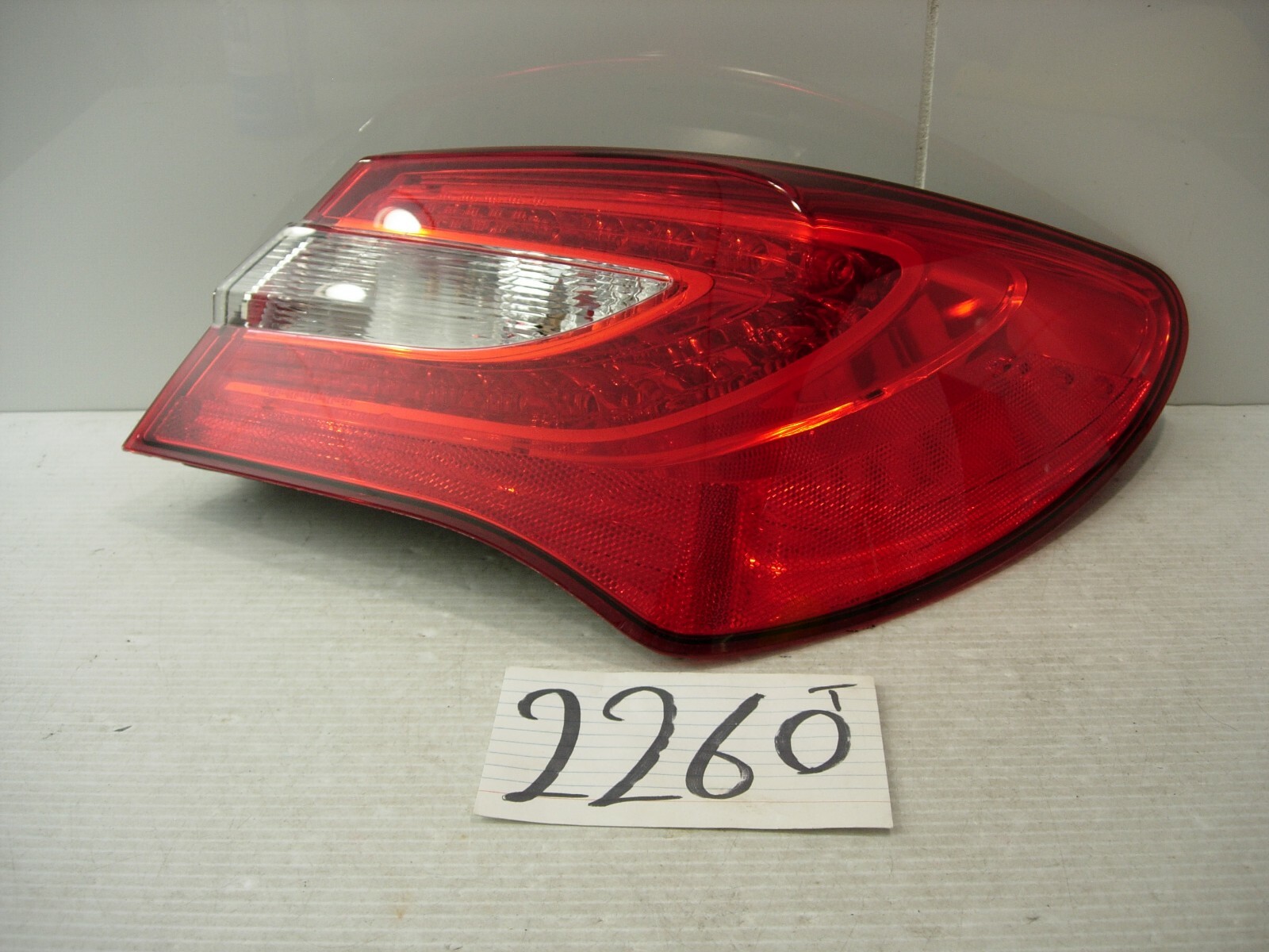 11 12 13 14 Chrysler 200  PASSENGER Side Tail Light Used Rear Lamp #2260-T 