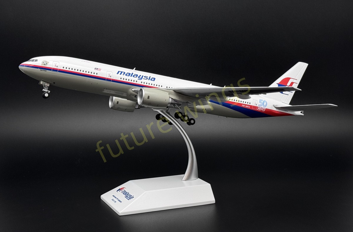 1:200 JC Wings* Malaysia Airlines B777-200ER 9M-MRA Diecast
