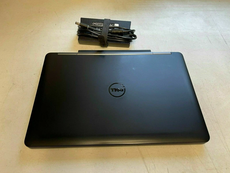 DELL Latitude E5540 15.6"(128GB SSD, i5-4200U CPU @ 1.60GHz, 8GB RAM)Win 10 Pro - Image 3 of 4
