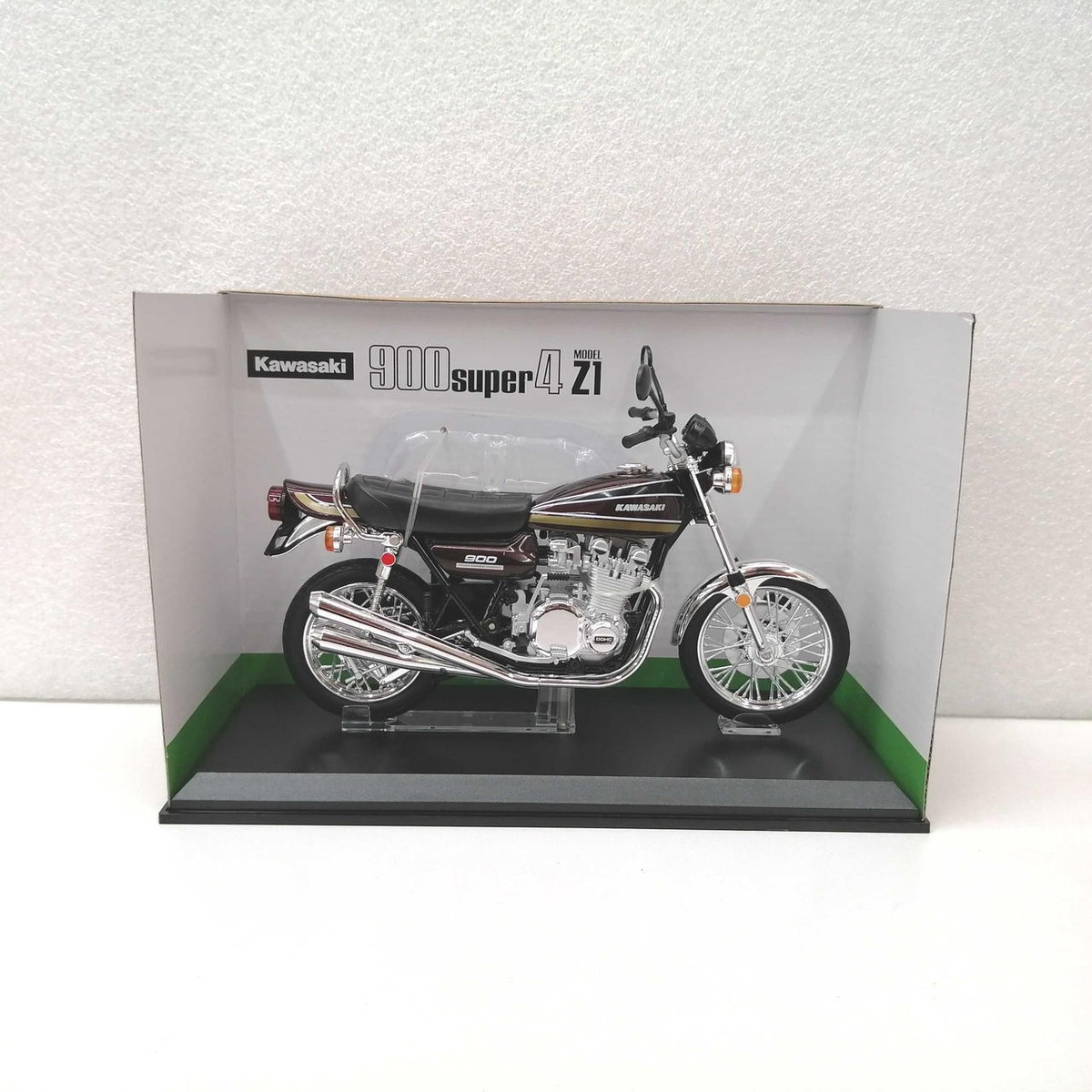 Aoshima KAWASAKI 900SUPER4 Z1 1/12 Diecast Motorcycle Model