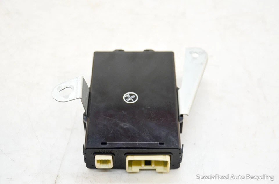 Módulo de control electrónico cinturón de seguridad Lexus LS460 2008 89815-50020 Foto 4 de 4