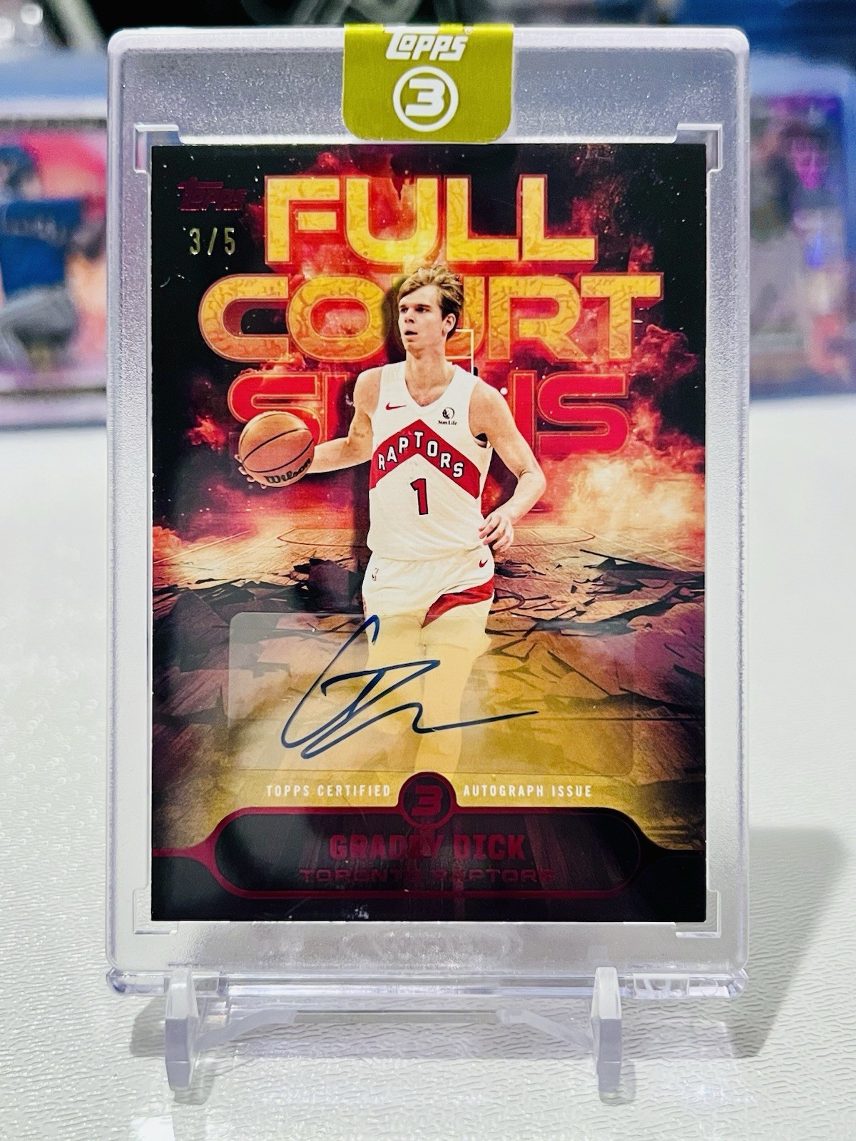 Gradey Dick 2025-26 Topps Three Full Court Signs Red Auto 3/5 SP Toronto Raptors