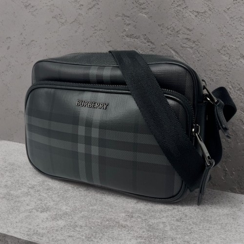 Excellent condition Burberry City Check Pocket Crossbody Bag