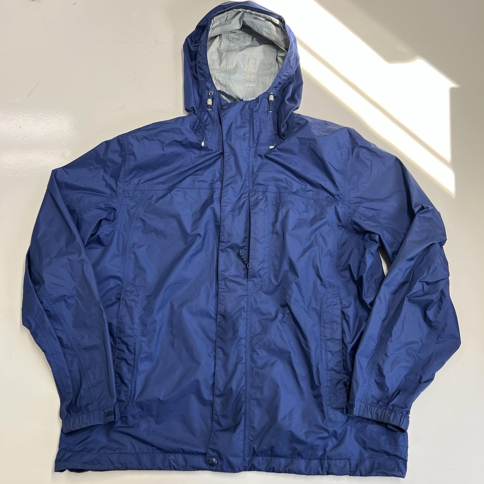 LL Bean Jacket Men’s L Blue Hooded Rain Coat TEK Nylon Lightweight