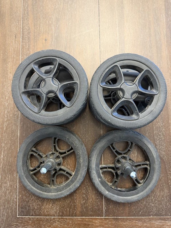Zoe Duo Stroller wheels