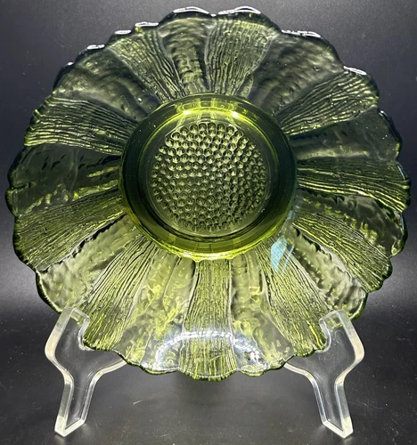 VINTAGE Anchor Hocking Avocado Green Glass Sunflower Bowl - circa 1960-1969