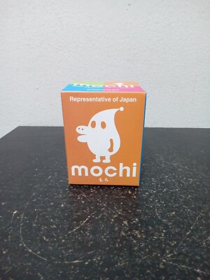 RARE : MOMA Figurine Mochi Kidrobot sealed in box Pink version 2008 