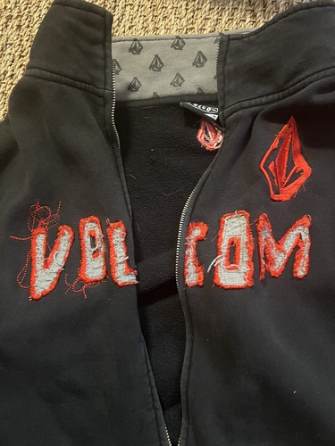 Volcom Boys Black medium heavy sweatshirt - Vintage great condition - Picture 3 of 5
