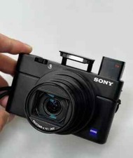 Sony Cyber-shot Digital Camera DSC-RX100 VII RX100 M7 Camera 8x Optical Zoom