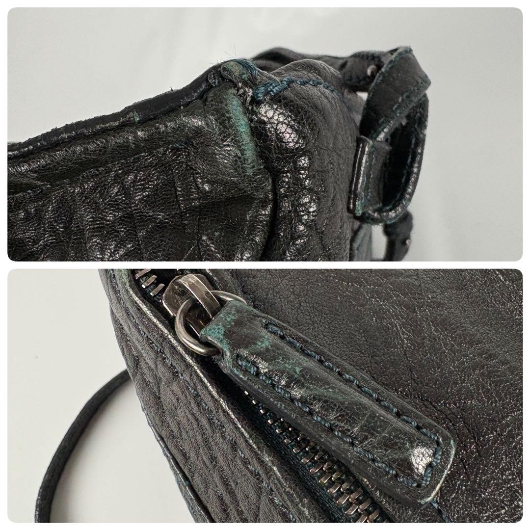 Givenchy Pandora Mini Leather Shoulder Bag in Black thumbnail 11